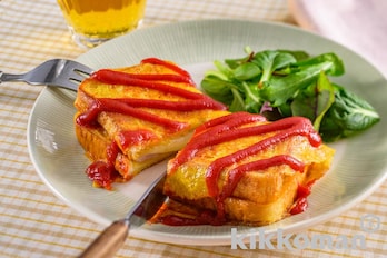 チーズとろける♪ワンパンオムレツサンド（リコピンリッチトマトケチャップ使用）