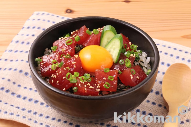 まぐろのまろうま漬け丼(丸大豆しょうゆまろうま仕立て使用)