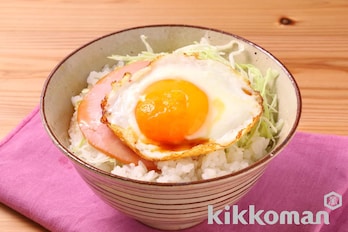 ハムエッグご飯【朝食におすすめ】（うどんがうまいだししょうゆ使用）