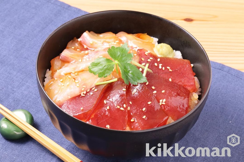 まぐろと鯛のしぼ生漬け丼【味つけは生しょうゆだけ】