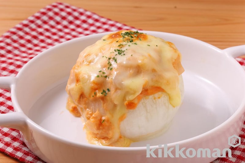 丸ごと新玉ねぎのツナマヨグラタン