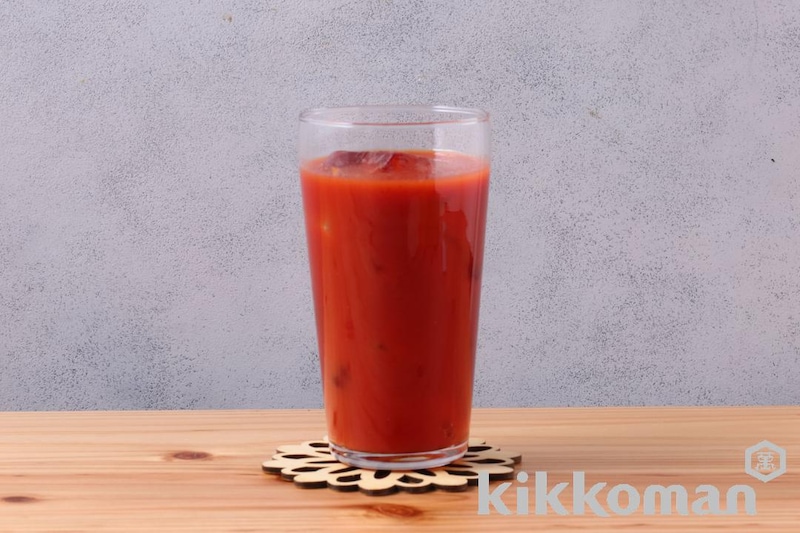 リコピンリッチのアップルブレンド(リコピンリッチ トマト飲料使用)