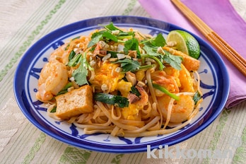 パッタイ【人気のタイ風焼きそば】