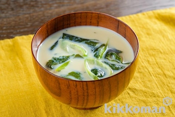 わかめとねぎの豆乳みそ汁【ローリングストック活用レシピ】