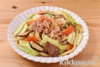 焼きうどん（めんみ使用）