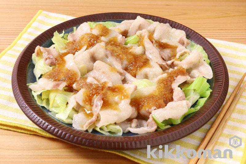 豚バラキャベツのレンジ蒸し(かけるたまねぎ 香味しょうゆ使用)
