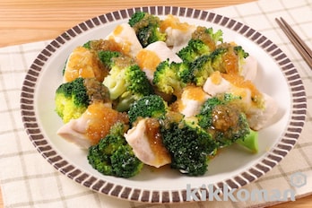鶏肉とブロッコリーのレンジ蒸し（かけるたまねぎ　香味しょうゆ使用）
