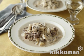 ビーフストロガノフ【ロシア料理】