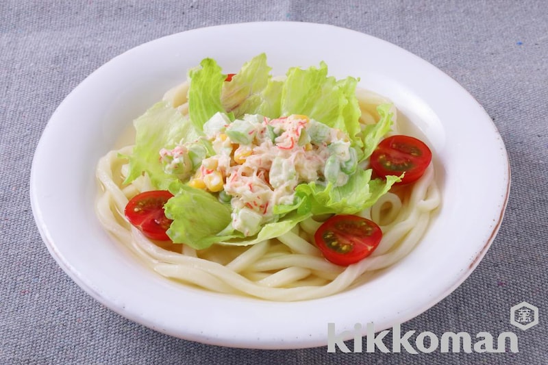 かにマヨサラダうどん