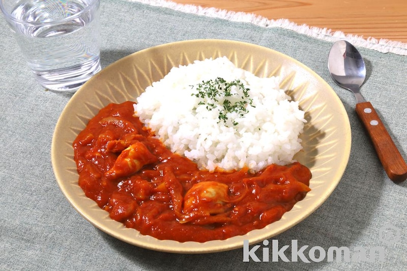 レンジで簡単!完熟トマトのバターチキンカレー(完熟あらごしトマト使用)