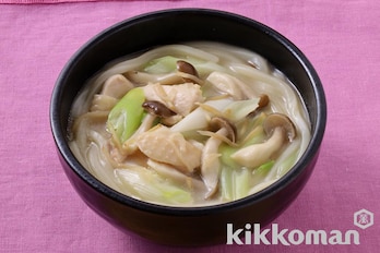 参鶏湯うどん（芯からぽっと 参鶏湯使用）
