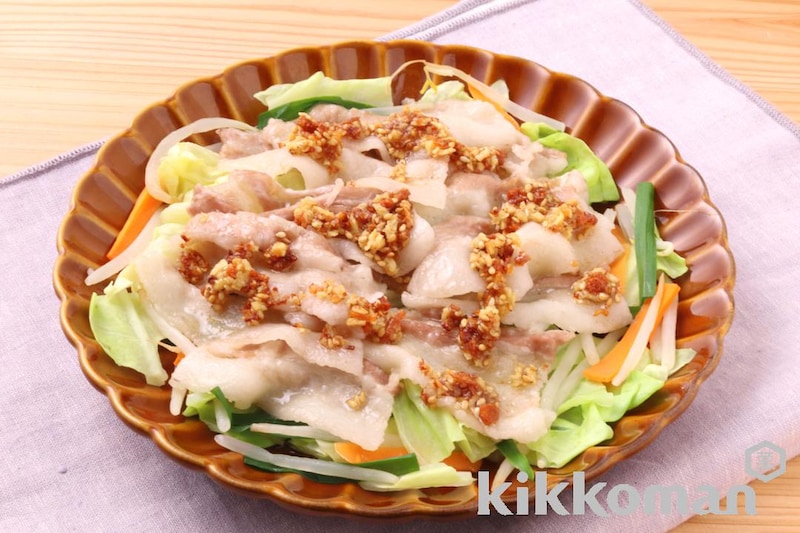 豚肉と野菜のレンジ蒸し サクサクしょうゆのせ