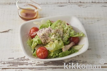 レタスとベーコンの蒸しサラダ