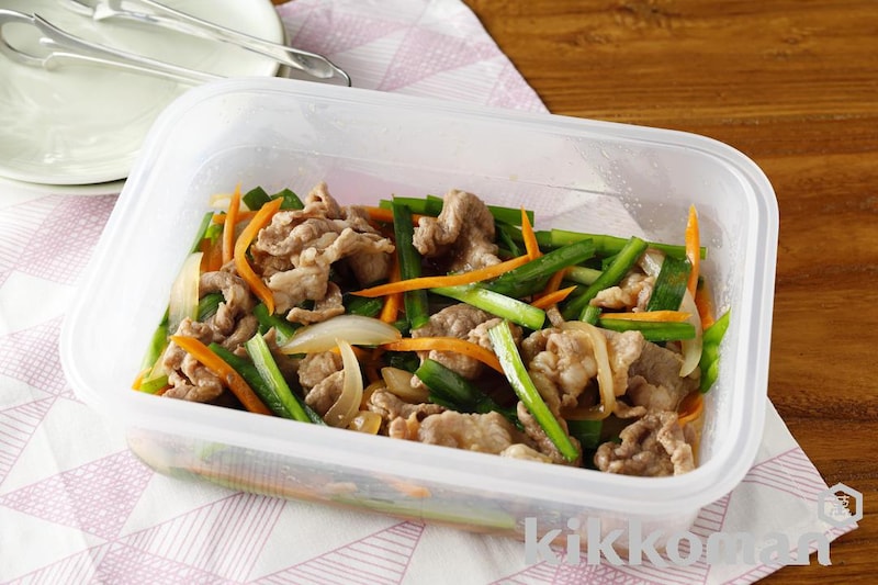 豚肉と玉ねぎのシャカシャカ焼肉炒め