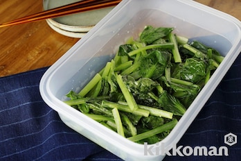 小松菜のシャカシャカにんにく炒め風