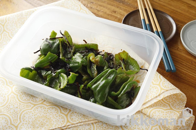 ちぎりピーマンのシャカシャカ塩昆布炒め風