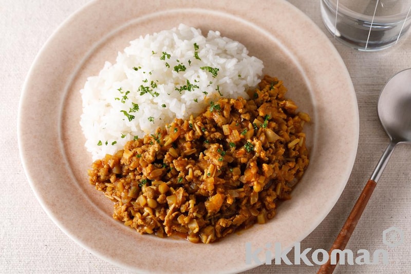 ごぼうとえのきの和風キーマカレー