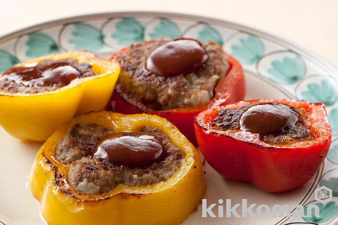 フライパンひとつで簡単！パプリカの肉詰め焼き