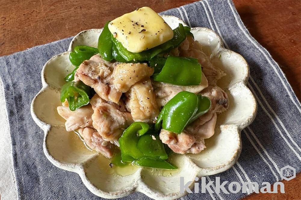 だしバタ鶏ピーマン