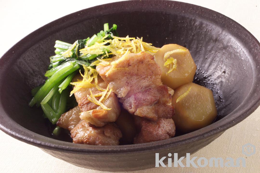 写真：豚肉と里芋の煮物