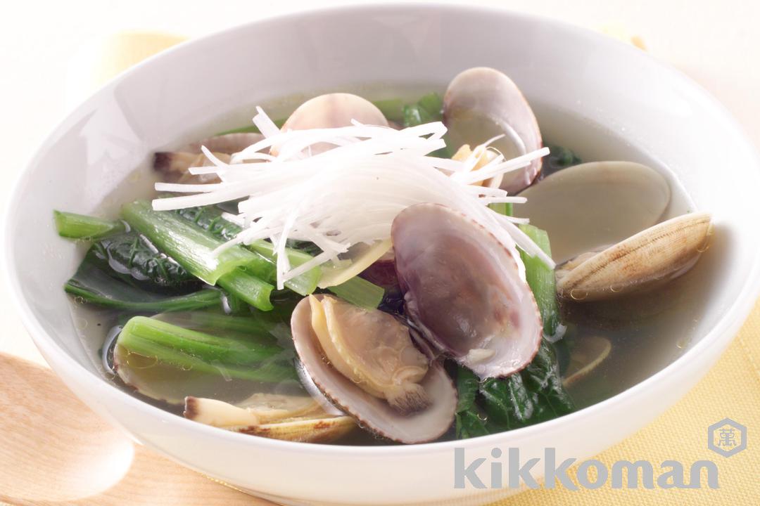 写真：あさりと小松菜のスープ