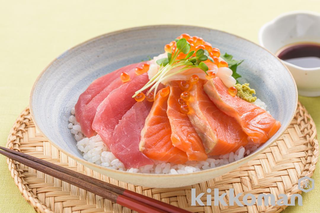 まぐろとサーモンの海鮮丼【のせるだけで人気のごちそう】