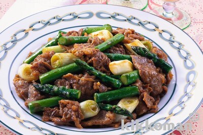 写真:牛肉とアスパラのオイスター炒め