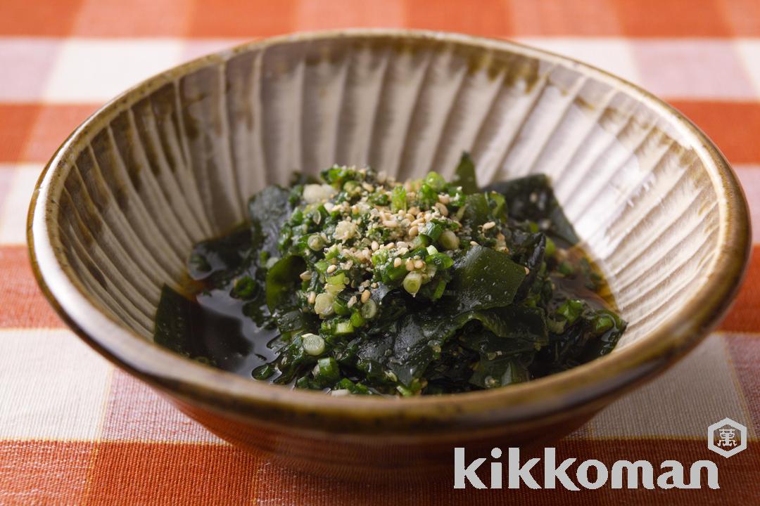 写真：わかめの韓国風酢の物