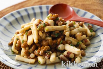 写真:納豆といかの炒め物