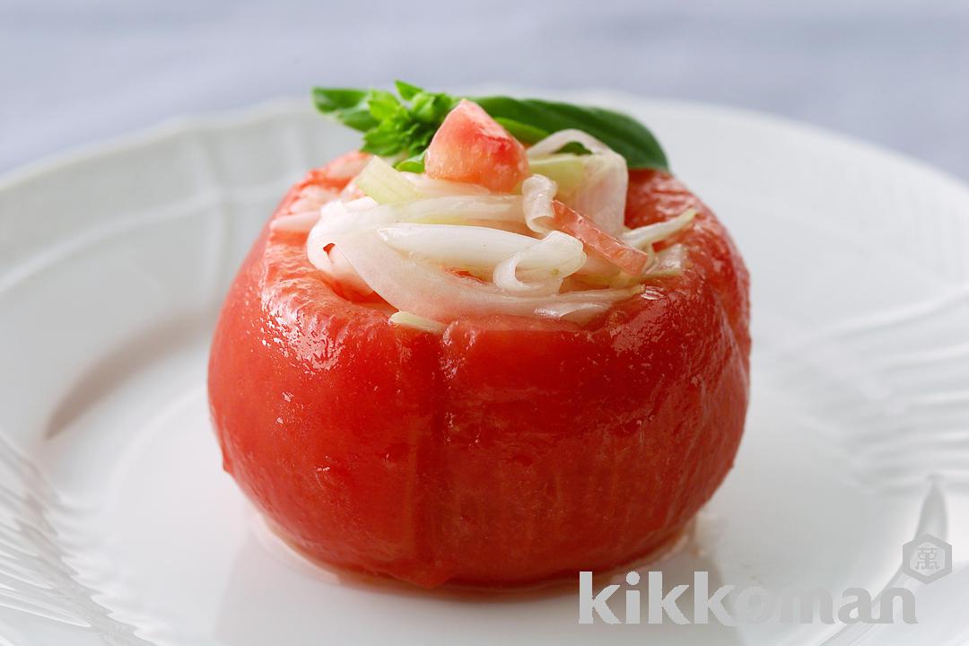 写真：トマトの丸ごとサラダ