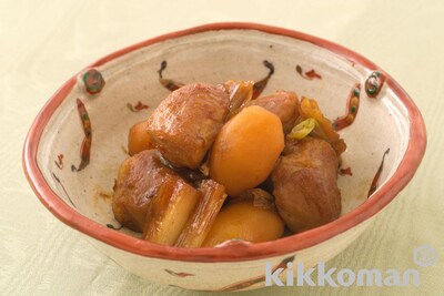 写真:豚肉と栗の煮物