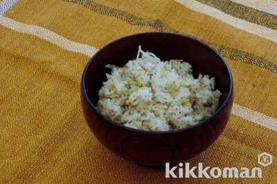 写真:しょうが風味の五穀米