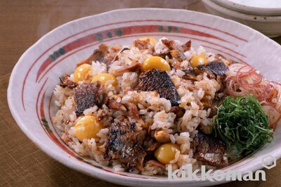 写真:さんまのわたご飯