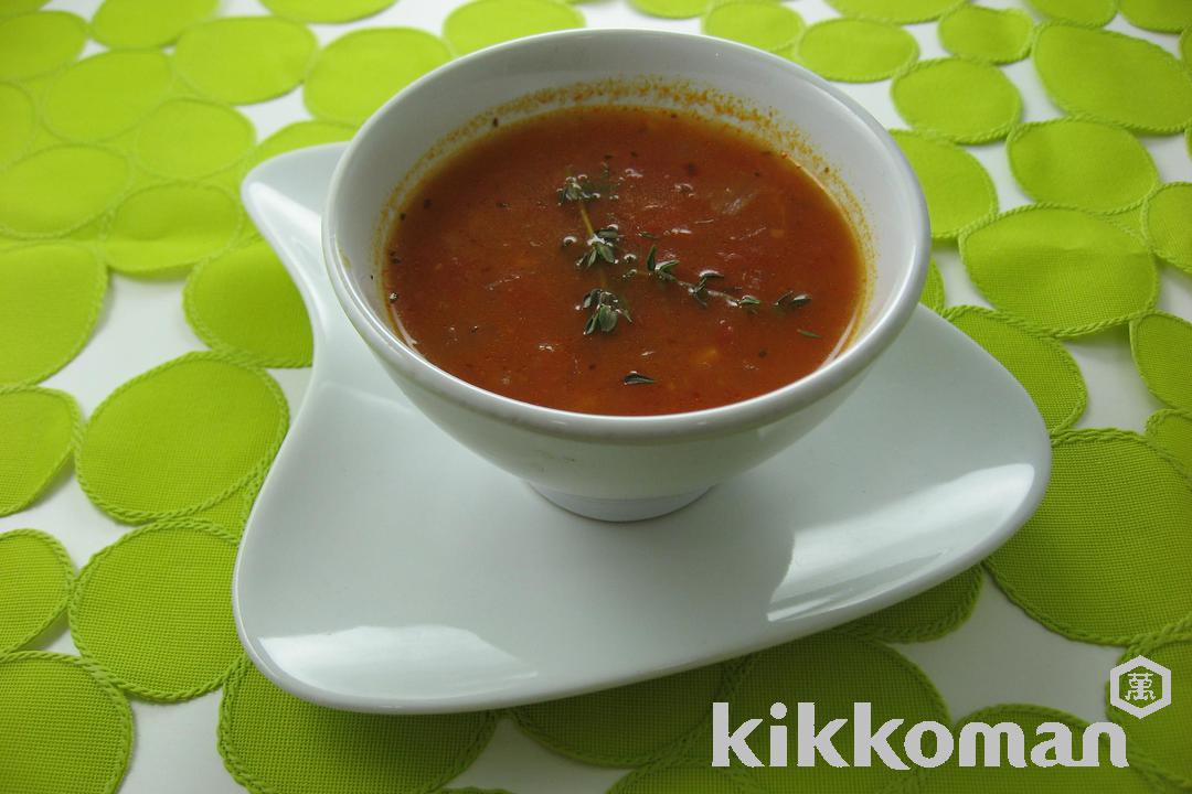 写真：トマトとタイムのスープ