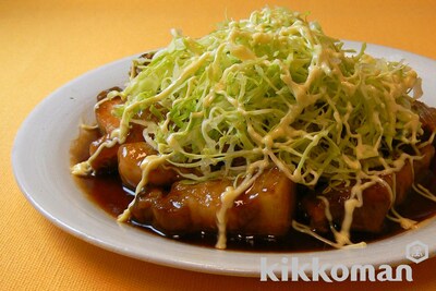 写真:テリマヨ豚テキ(てりやきのたれ使用)