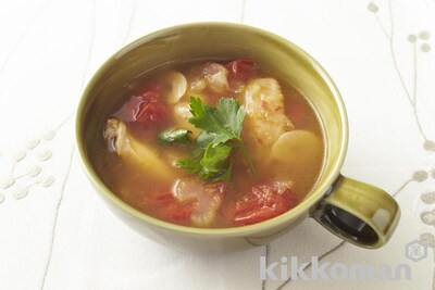 写真:鶏手羽肉の野菜スープ