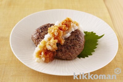 写真:たっぷりおろしのハンバーグ