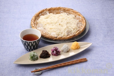 写真:五色おろしそうめん(賛否両論 笠原氏)