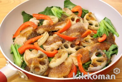 写真:ポークと彩り野菜 おろししょうゆソース
