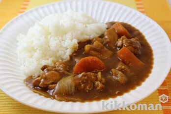 トマトでコクアップ カレーのレシピ つくり方 キッコーマン ホームクッキング