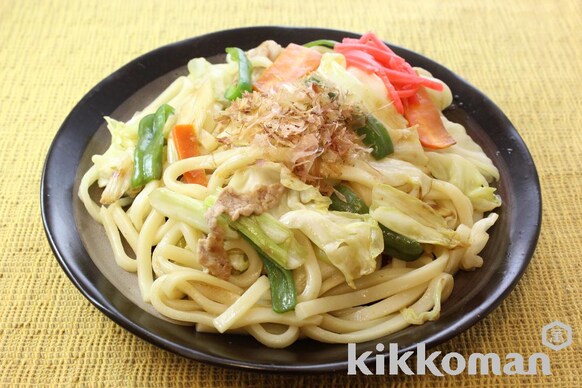 コクだし焼きうどんのレシピ つくり方 キッコーマン ホームクッキング