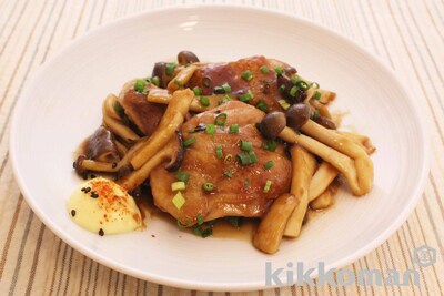 写真:鶏肉ときのこの照り焼き(てりやきのたれ使用)