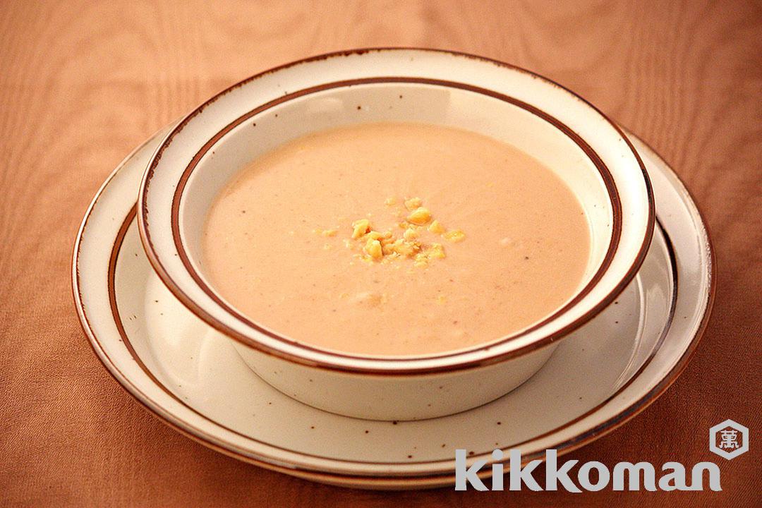 写真：豆乳仕立ての栗スープ