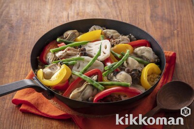 写真:牡蠣としょうがの炊き込みご飯 パエリア仕立て