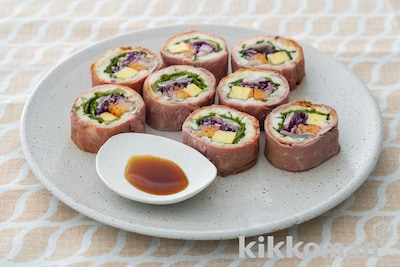 写真:ローストビーフのサラダTEMAKI