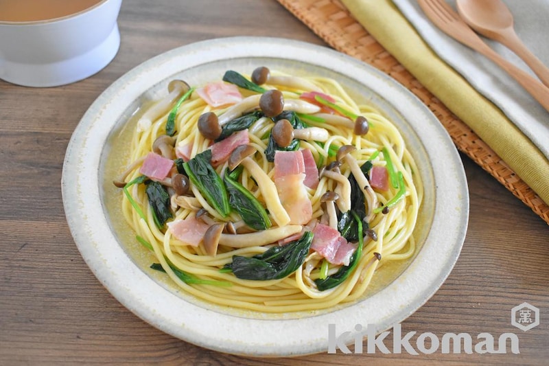 和えるだけ!ほうれん草としめじの和風ガーリックパスタ