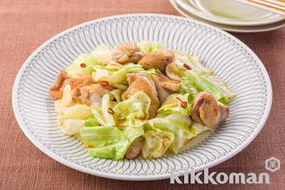 写真:だししょうゆが決め手!鶏肉とキャベツの和風ペペロン炒め