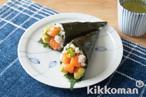 アボカドとサーモンの無敵漬け 手巻きのレシピ つくり方 キッコーマン ホームクッキング