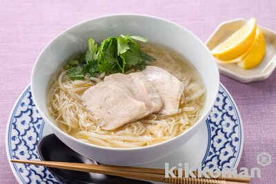 写真:チキンフォー風そうめん