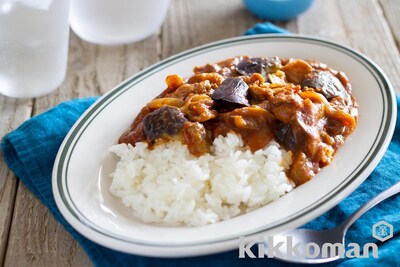 写真:なすのジューシートマトカレー